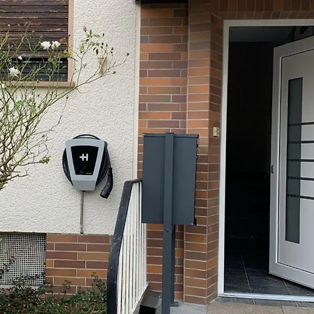 Lakeview 3 Rooms, Parking, Independent Apartment