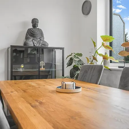 Lejlighed Lakeview 3 Rooms, Parking, Independent