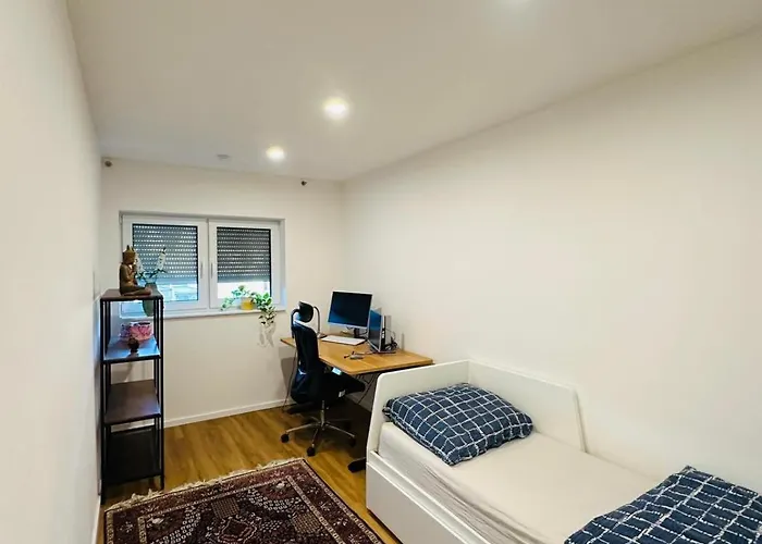 Lakeview 3 Rooms, Parking, Independent * Bonn