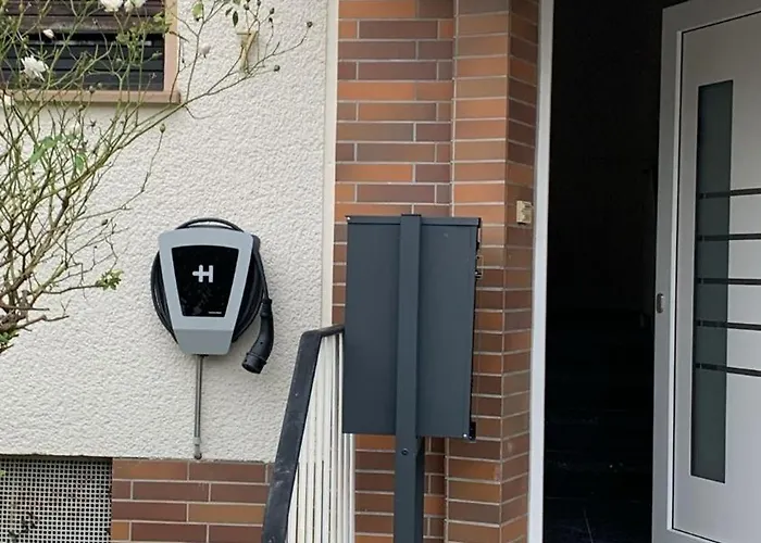 Lakeview 3 Rooms, Parking, Independent Appartement