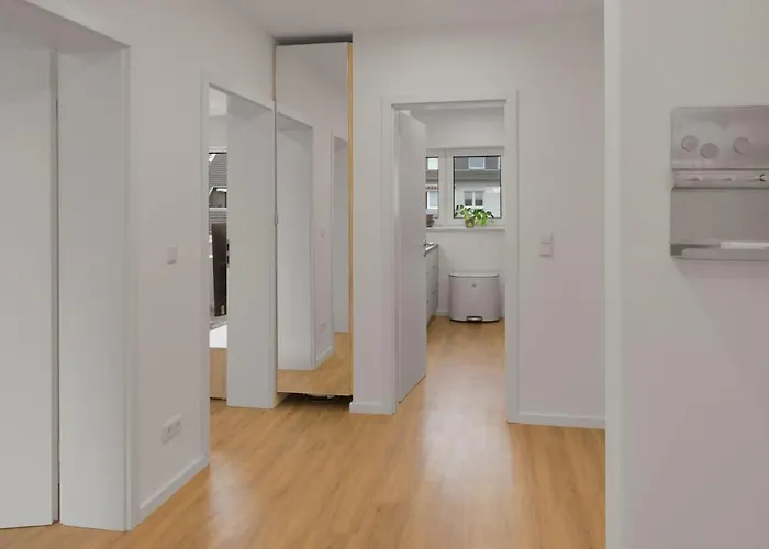 Lakeview 3 Rooms, Parking, Independent * Bonn