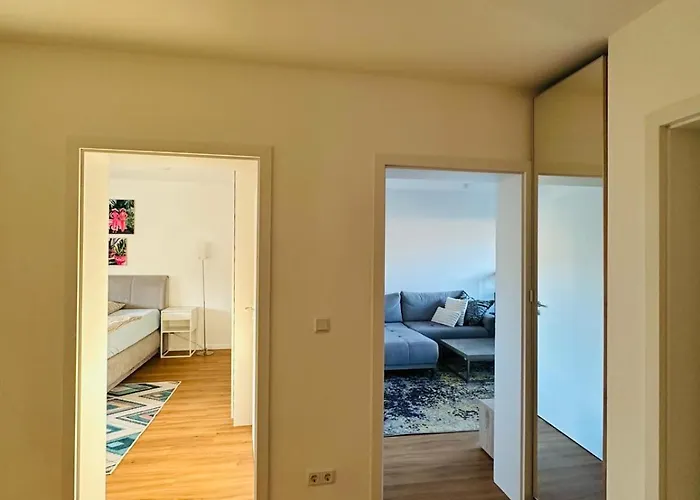 Lakeview 3 Rooms, Parking, Independent * Bonn