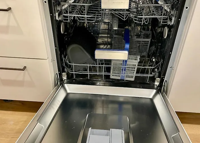 Lakeview 3 Rooms, Parking, Independent Appartement Bonn